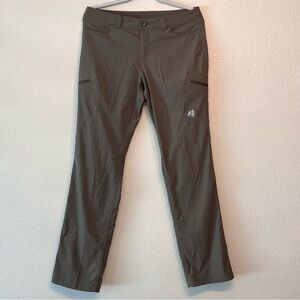 Eddie Bauer First Ascent Guide Pro Green Olive Woman’s Outdoor Hiking Pants
